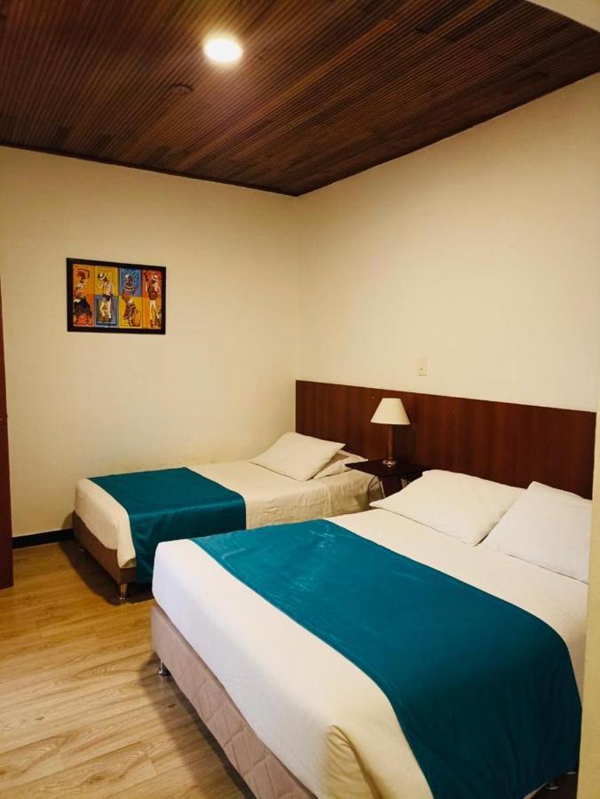 Hotel Plaza Mayor Дуітама Номер фото