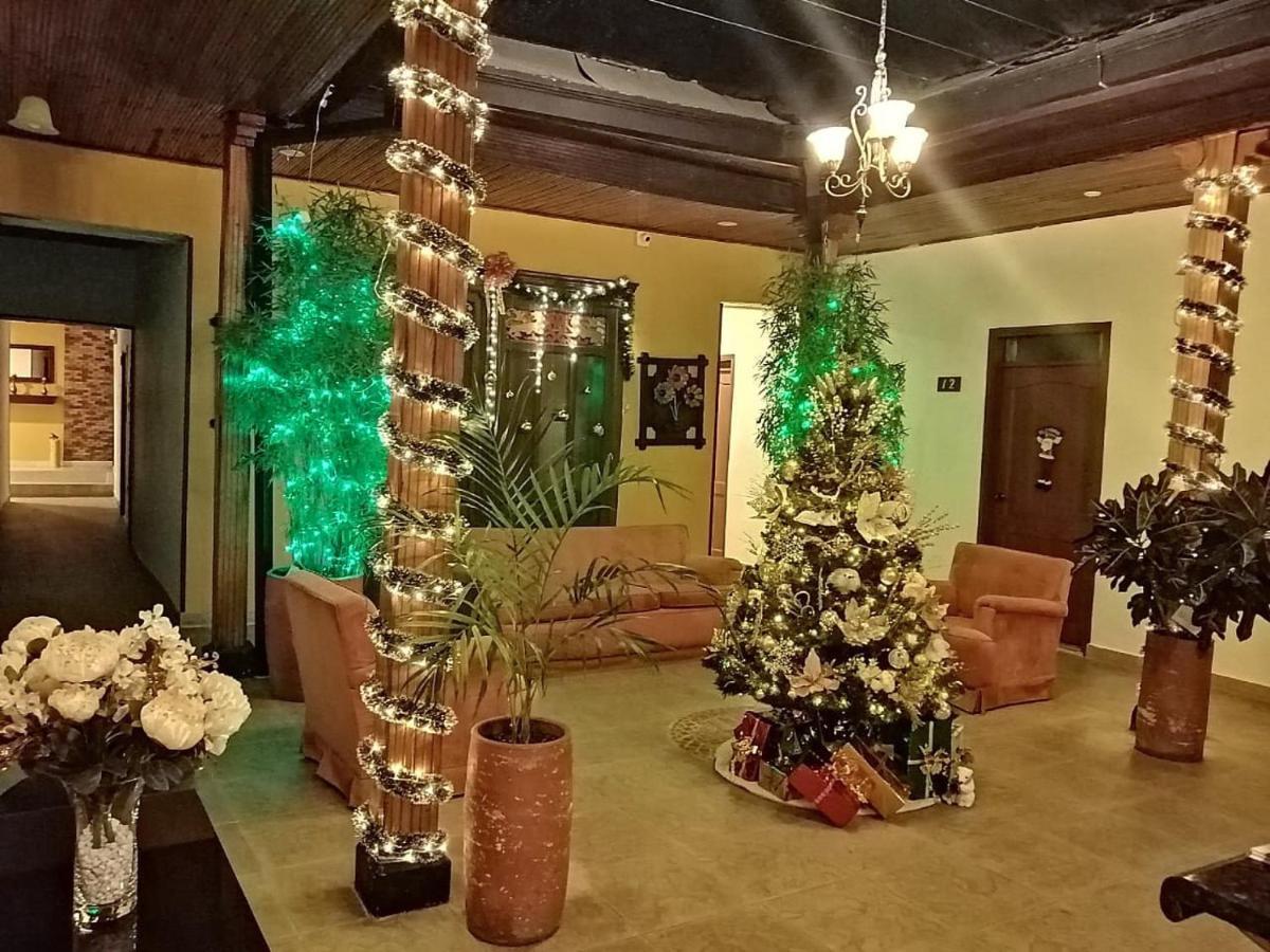 Hotel Plaza Mayor Дуітама Екстер'єр фото